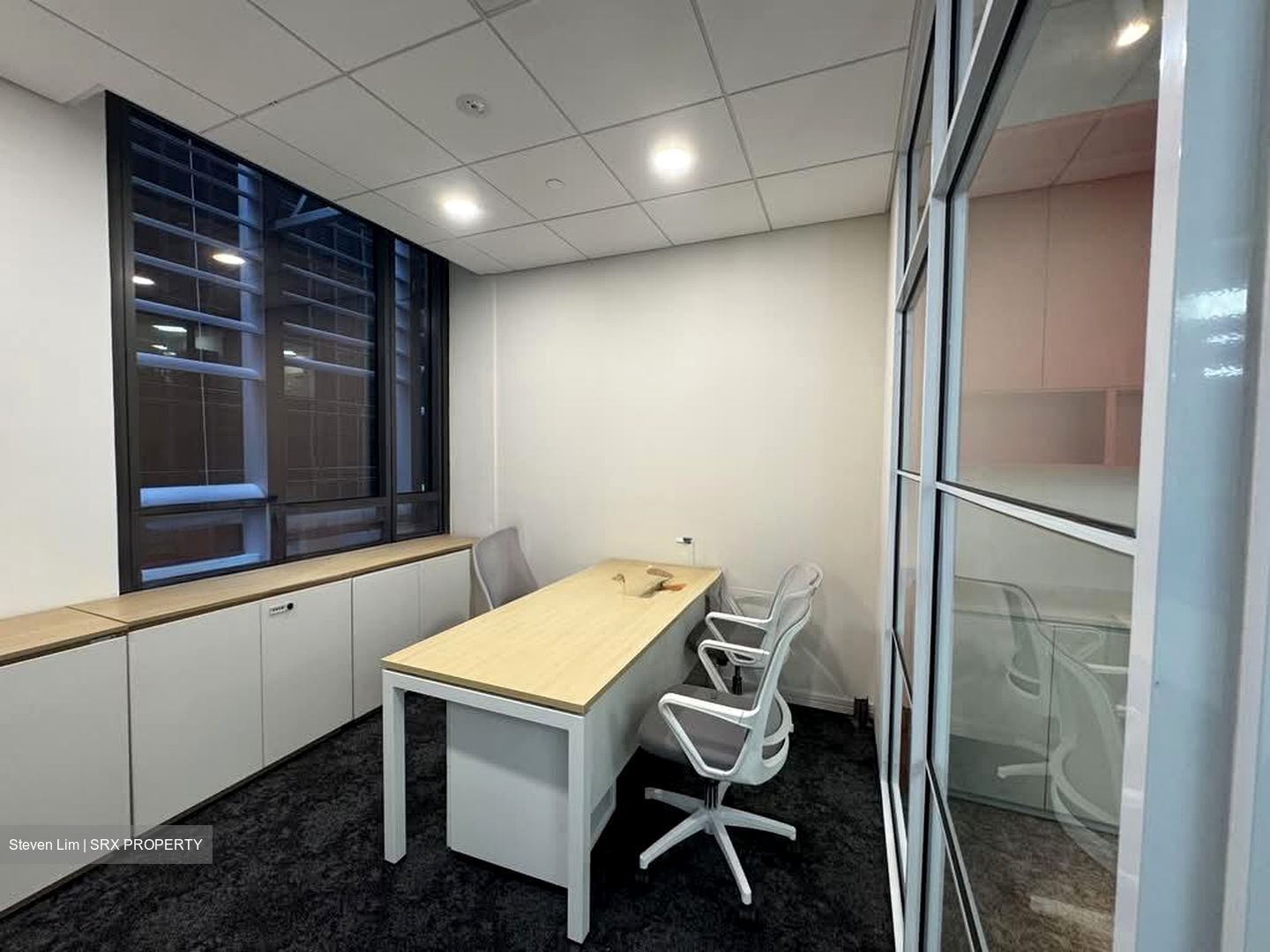 PLUS (D1), Office #561225341